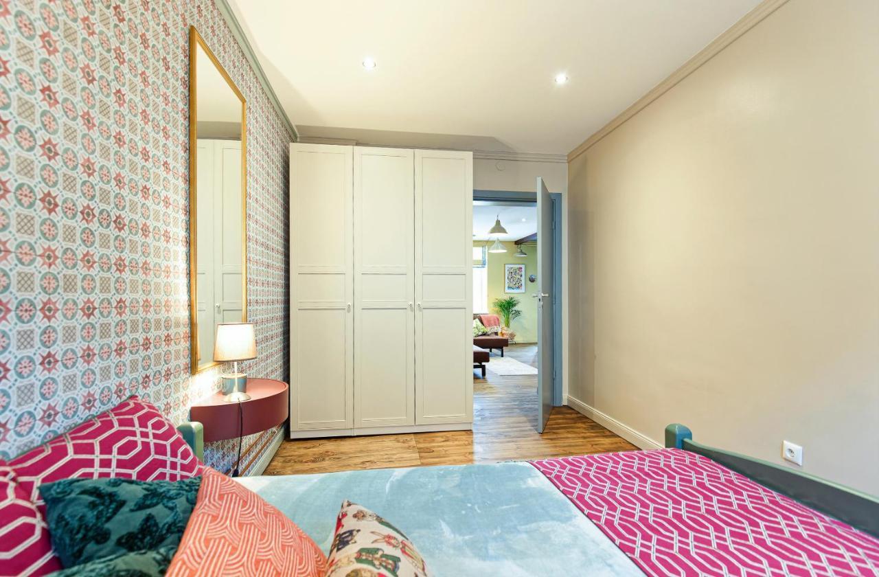 Self Check In Miera Art Apartment Riga Ngoại thất bức ảnh